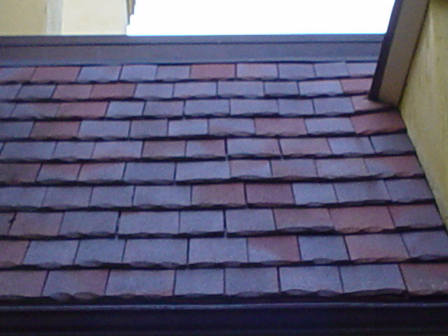 Leak repair, image of tile roof in Palo Alto
